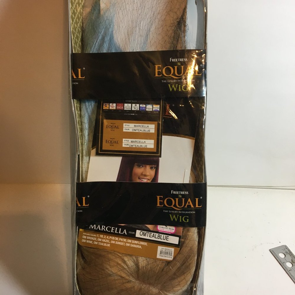 Freetress Equal Wig Marcella Omteal Blue